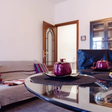 La Piazzetta Apartment *